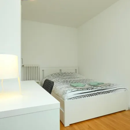 דירה Lm86 , Centre , Balcon , Au Calme לוריין
